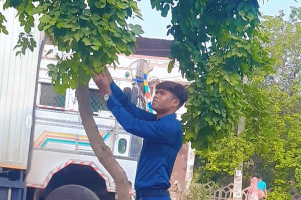 दिल मेरे तो दीवाना है पागल है मैंने माना है